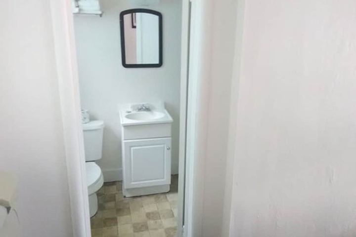 Room 17 of 31
