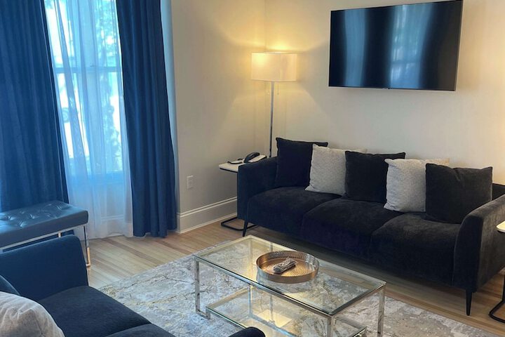 Room 11 of 50