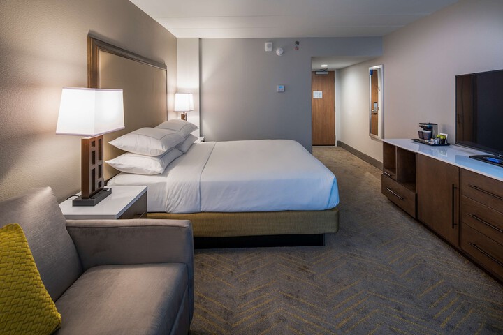 Room 50 of 80