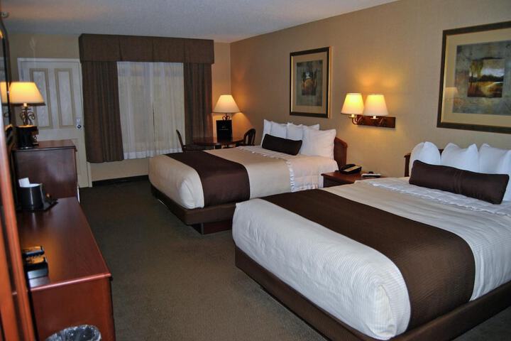 Room 19 of 28