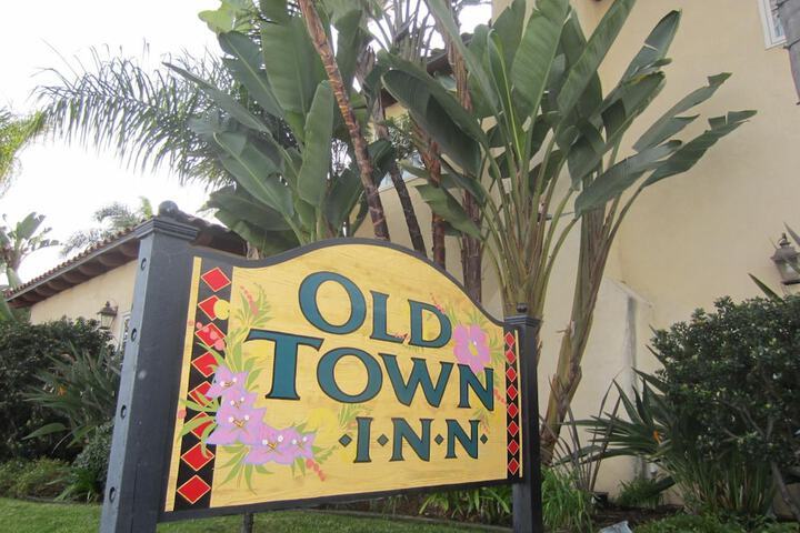 Hotel 5 of 59