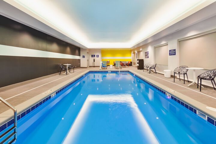 Pool 2 of 18