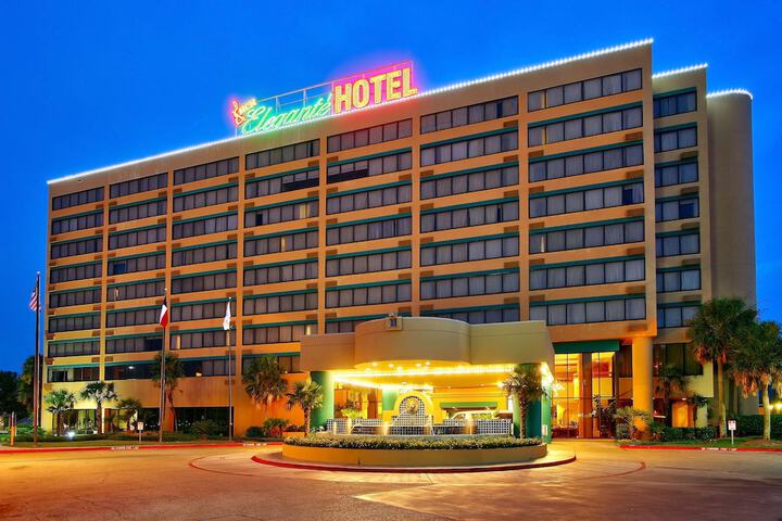 MCM Eleganté Hotel & Conference Center Beaumont
