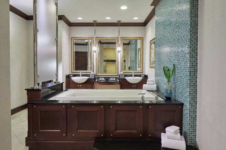 Renaissance Montgomery Hotel & Spa at the Convention Center