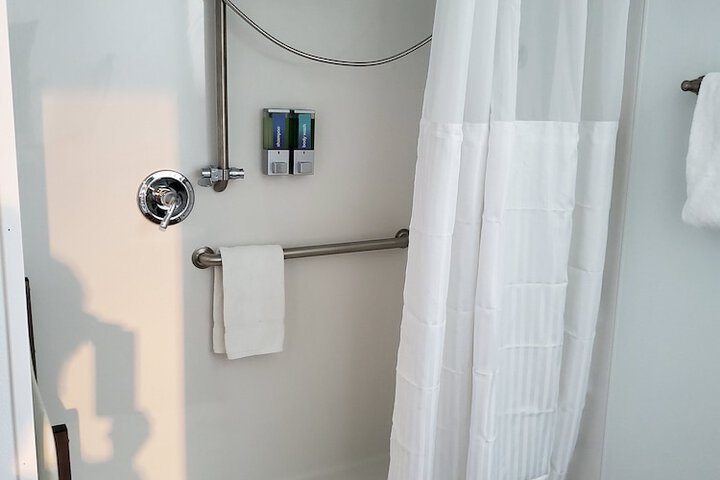 Room 134 of 219