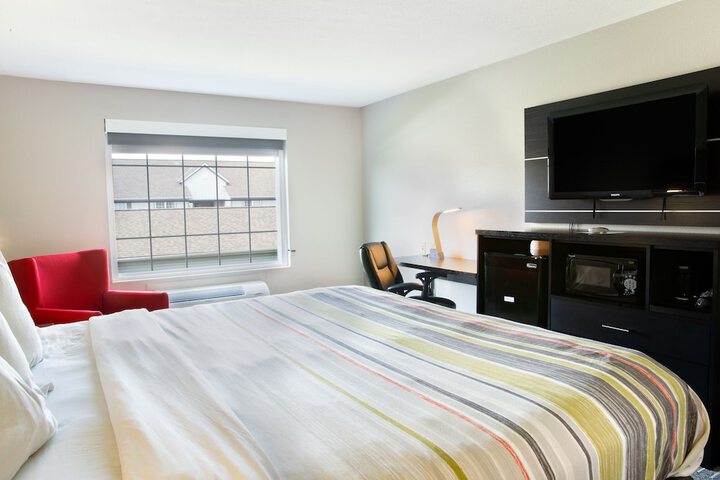 Country Inn & Suites by Radisson Columbus West, OH