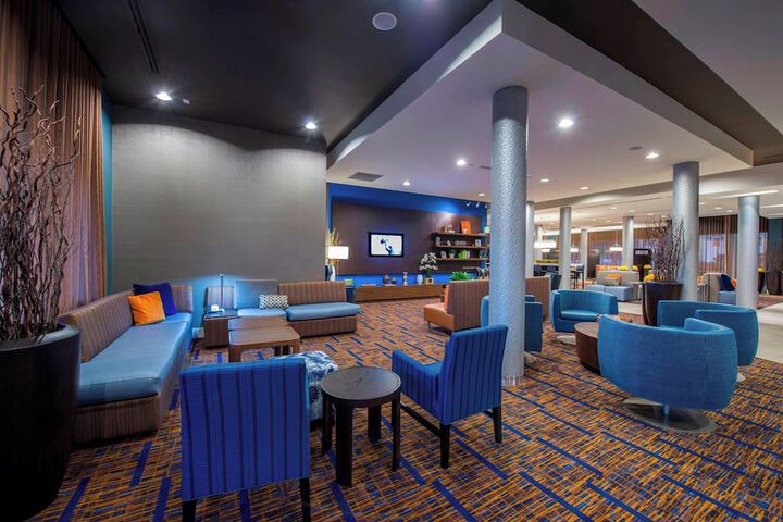 Hotel Interior 11 of 38