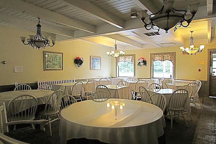 INN AT THE BEECHES