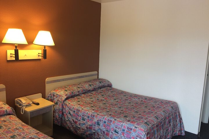 Room 25 of 35