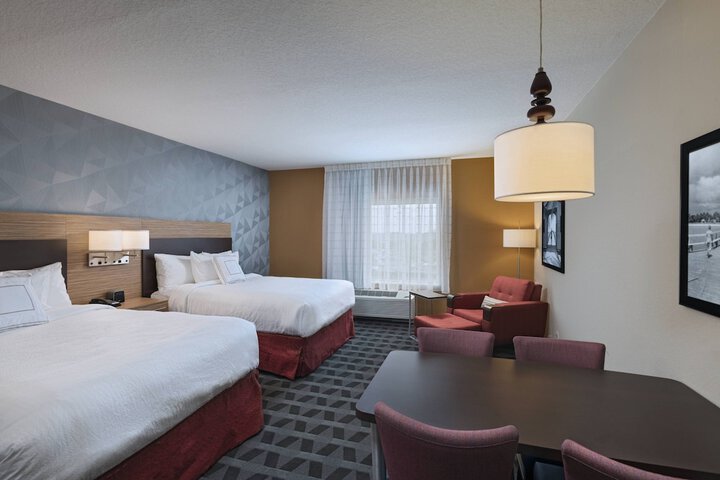 Room 14 of 32
