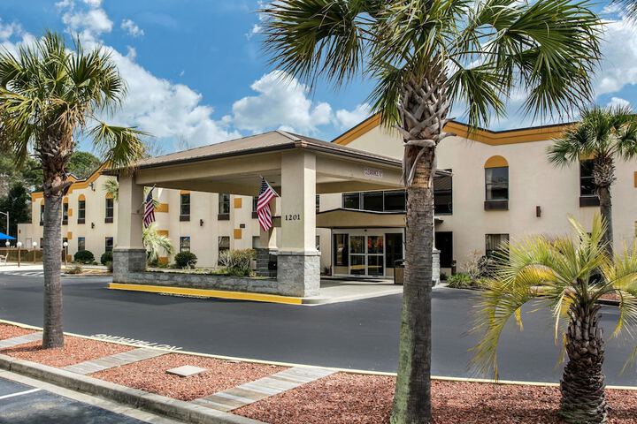 Hotel 3 of 29