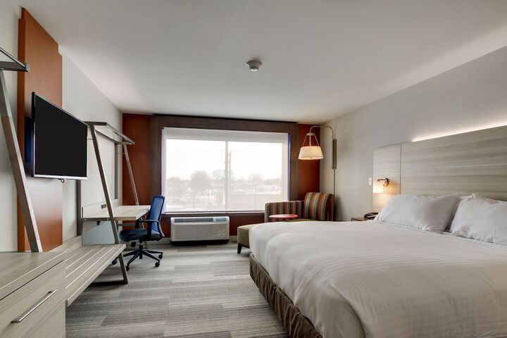Room 36 of 70