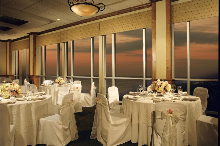 Ballroom/Hall 55 of 60