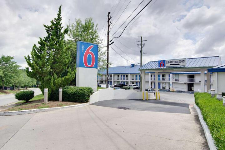 Motel 6-Atlanta GA