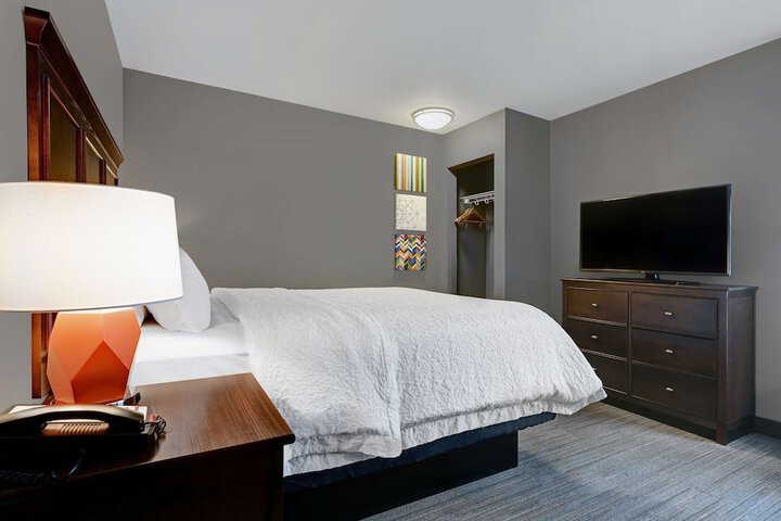 Room 12 of 43