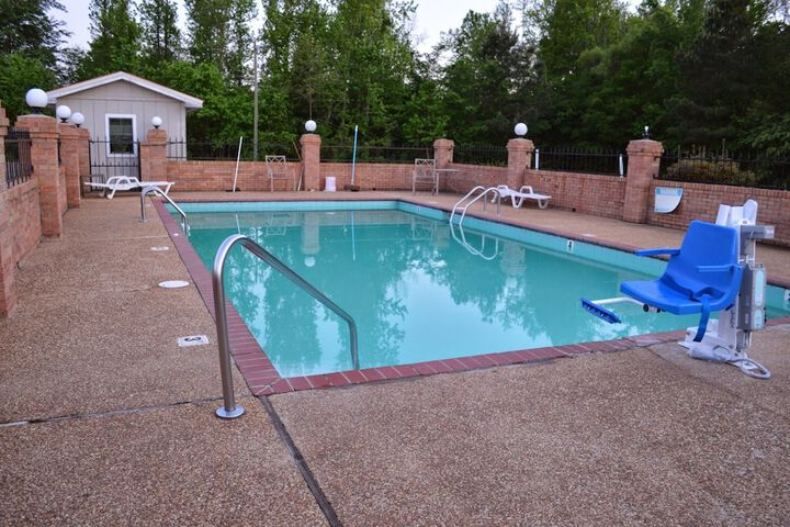 Economy Inn