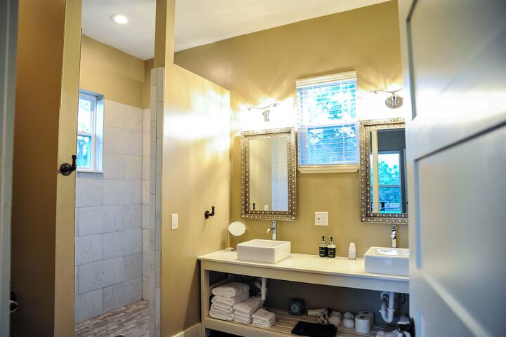 Hill Country Casitas
