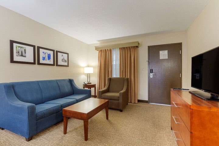 Room 18 of 40