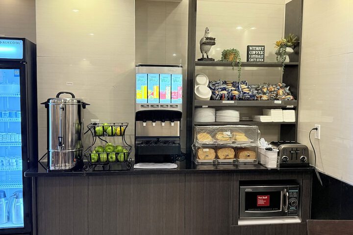 Breakfast/Coffee Service 39 of 48