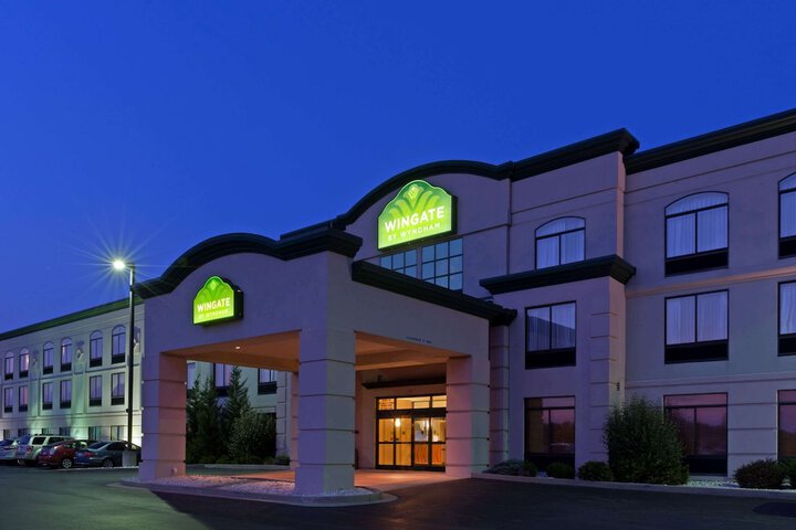 Hotel 2 of 25