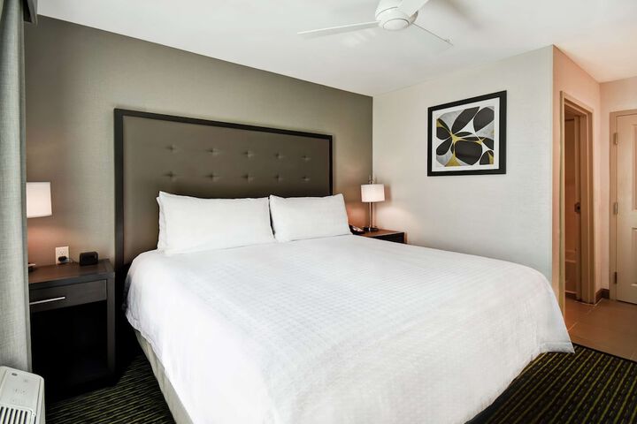 Room 16 of 43