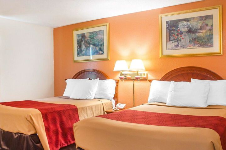 Room 16 of 23
