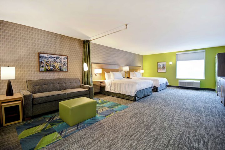 Room 13 of 43