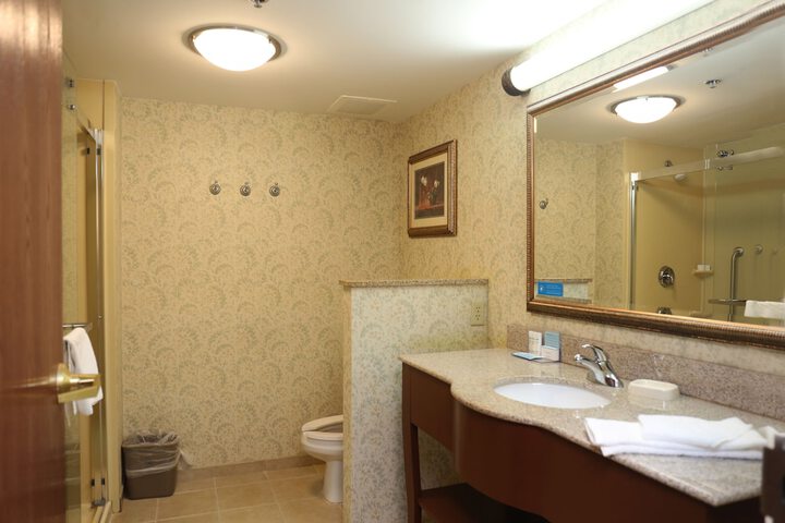 Room 26 of 41