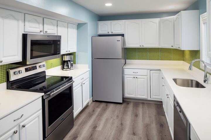 Surfside Hotel and Suites