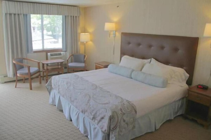 The Rhumb Line Resort