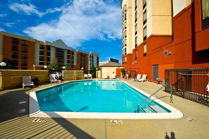 Pool 2 of 28