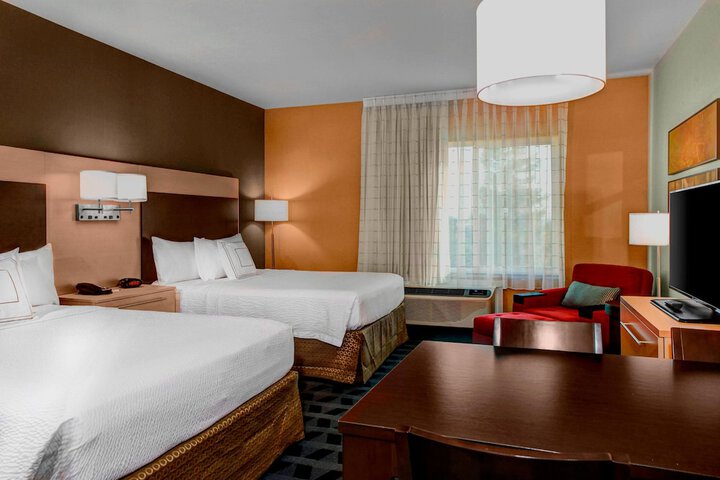 Room 15 of 25