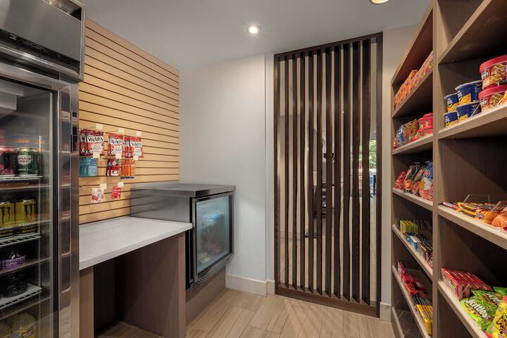 Holiday Inn Express Queensbury - Lake George Area by IHG