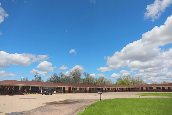 Raine Motel
