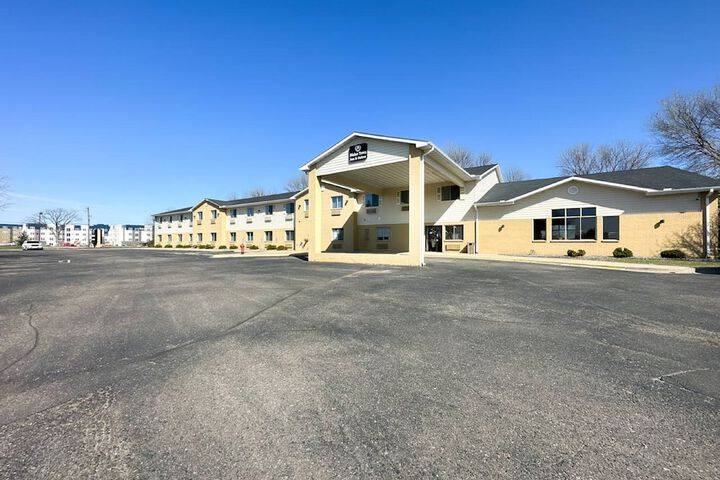 Hotel 3 of 35