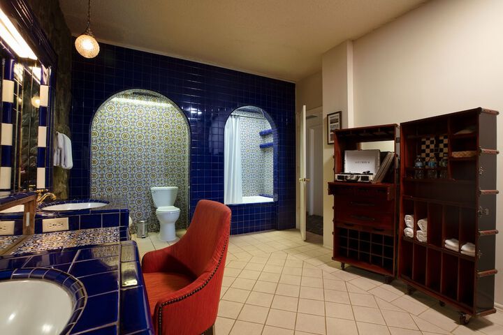 Room 68 of 75