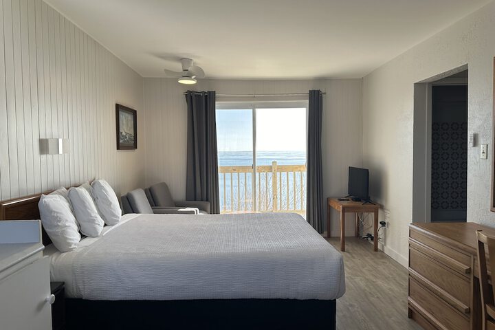 Room 43 of 67