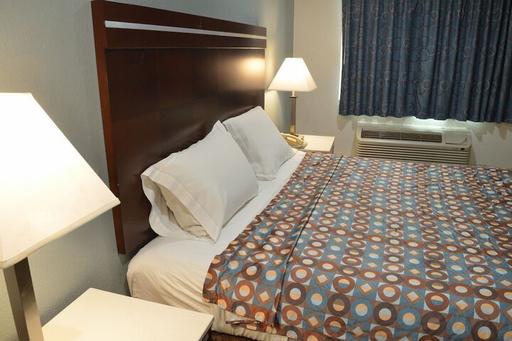 Room 19 of 46