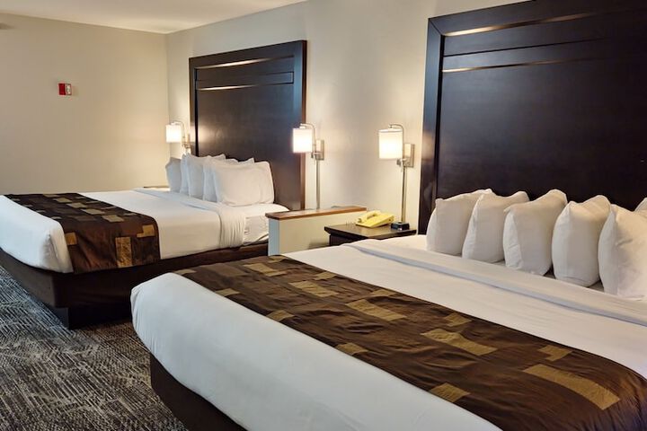 Room 81 of 115