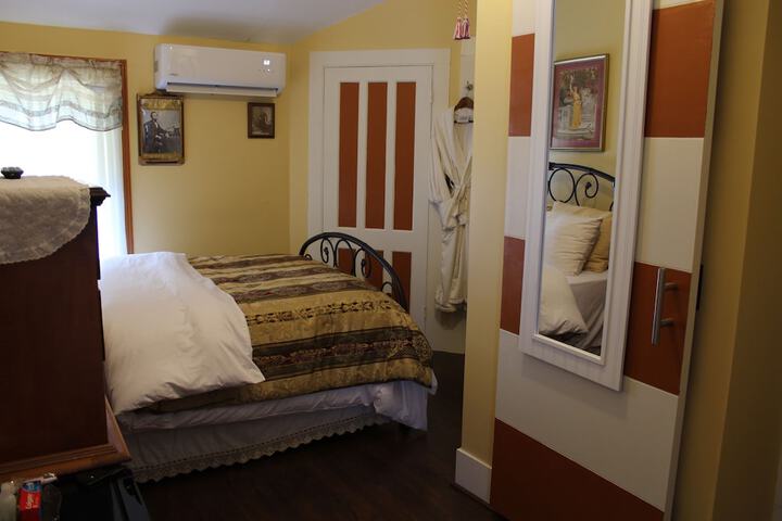 Room 19 of 63