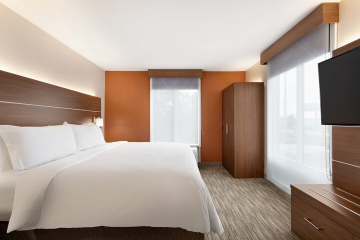Room 20 of 65