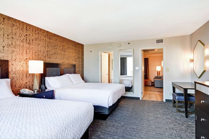 Room 15 of 37