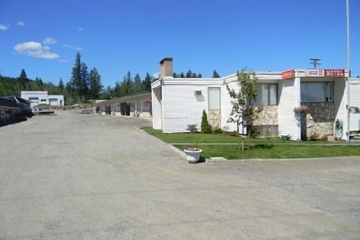 99 Mile Motel