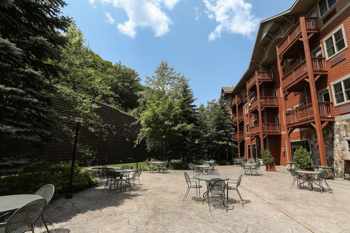 Hotel 3 of 132