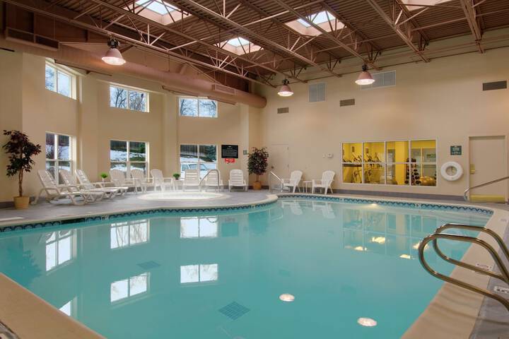 Pool 11 of 71