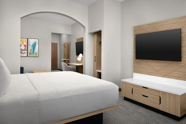 Holiday Inn Express Hotel & Suites DFW West - Hurst by IHG