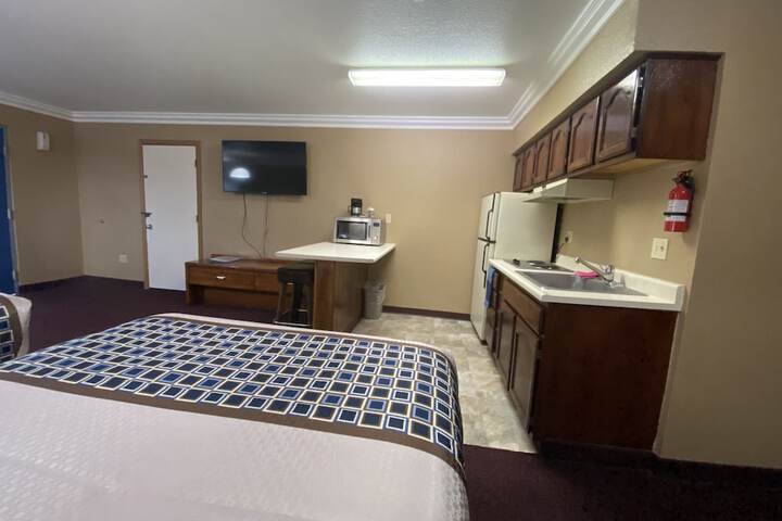 Room 28 of 30
