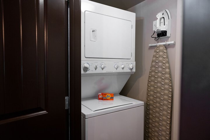 Room 65 of 80