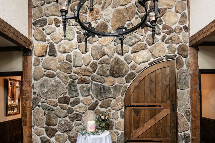 Christmas Farm Inn and Spa