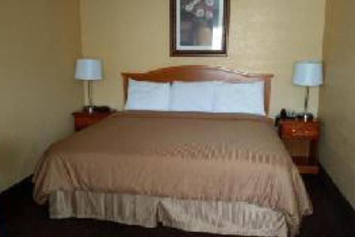 Americas Best Value Inn Lawrenceburg